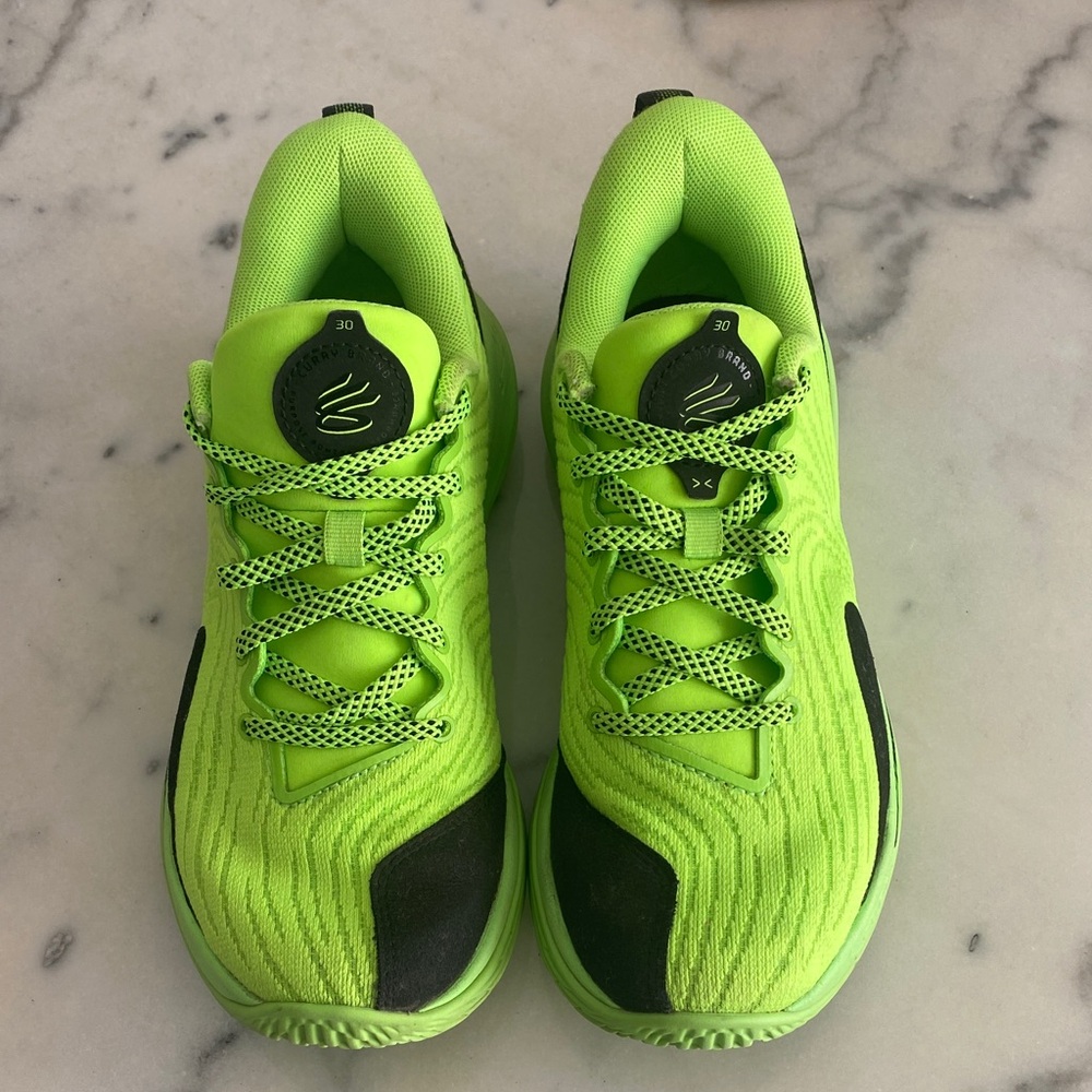 Under Armour curry Kids Neon Green Sneakers
